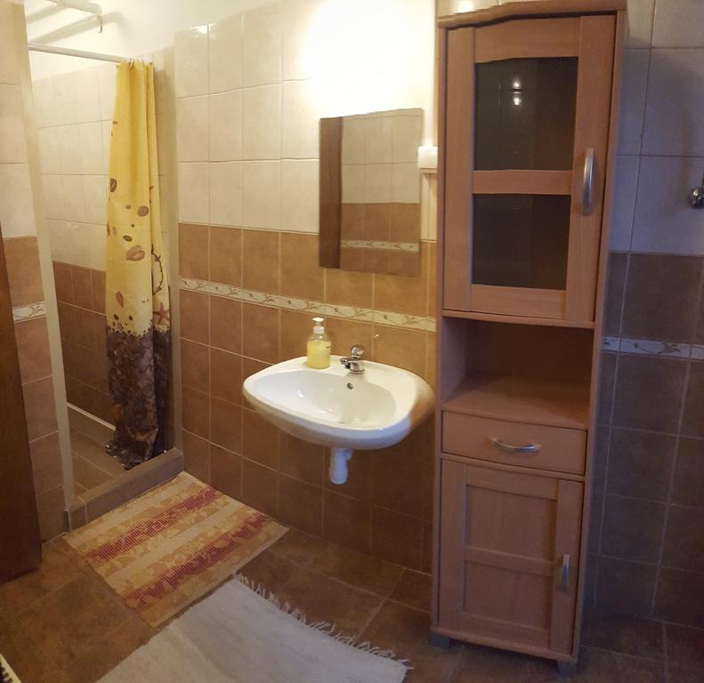 Hársfavirág Vendégház Pápa Esterno foto