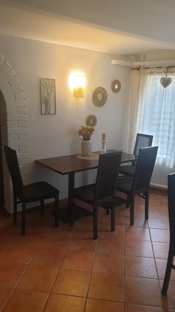 Hársfavirág Vendégház Pápa Esterno foto